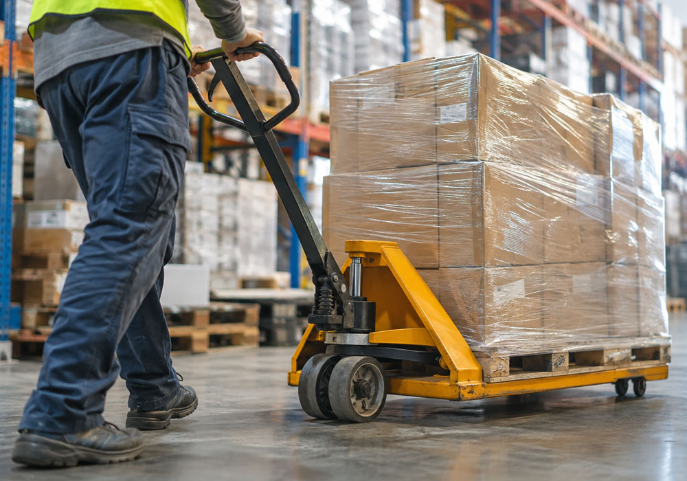 How to Choose a Heavy Duty Pallet Jack for Safer and More Efficient Material Handling