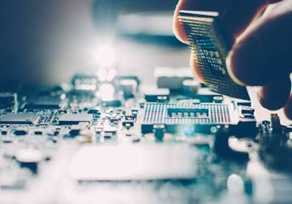 How Engineers Choose Hardware for Demanding Applications