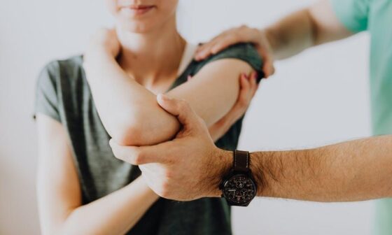 Signs It Is Time to Visit a Chiropractor